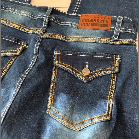 NWT Celebrity Ace Distressed Flare Jeans – Size 15/32 Stretch Western Dark Wash - Picture 3 of 8